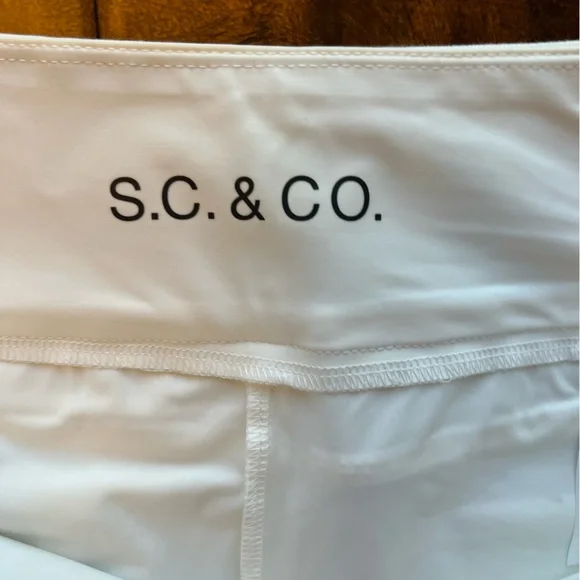 NWOT white denim pull on skort - Picture 4 of 5